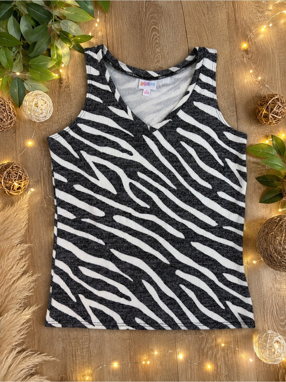 LuLaRoe Farrah Zebra Print Sweater Knit Tank – Size Small – NWT